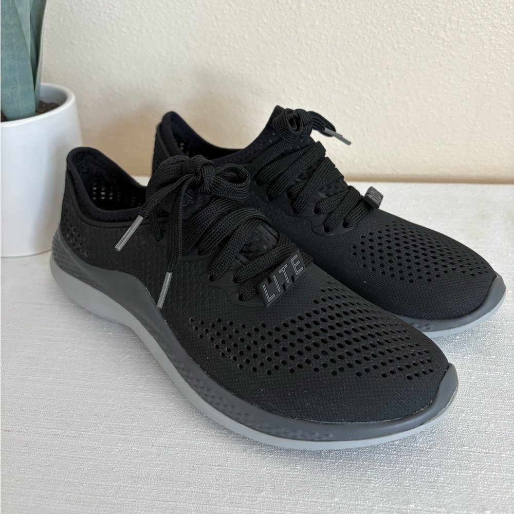 CROCS Lite Ride Black and Gray Breathable Rubber Sneakers Womens 9